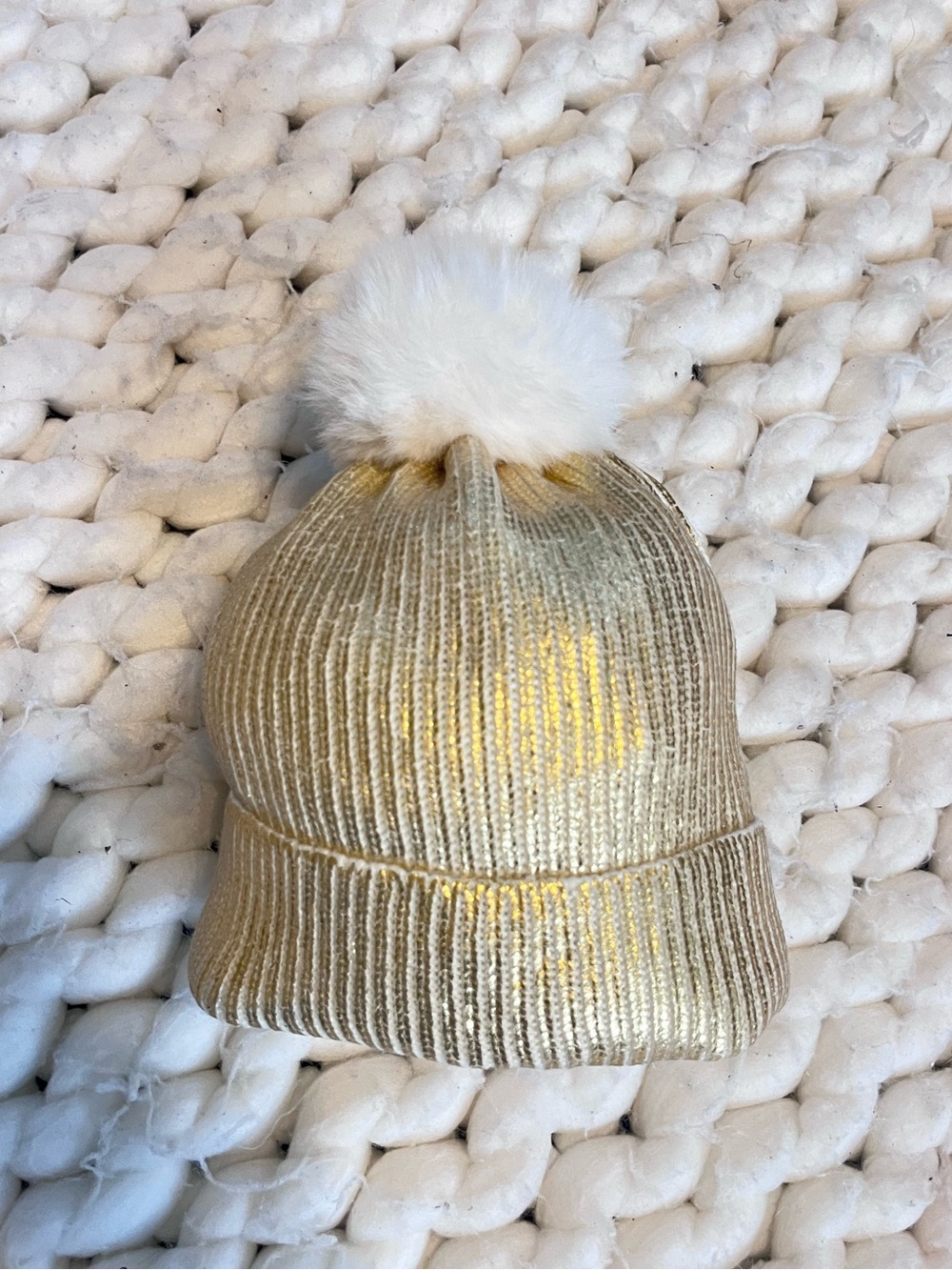 NWOT Shiraleah Metallic Gold Knit Beanie with White Pom